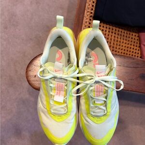 Nike Women's Neon Yellow Athletic Shoes